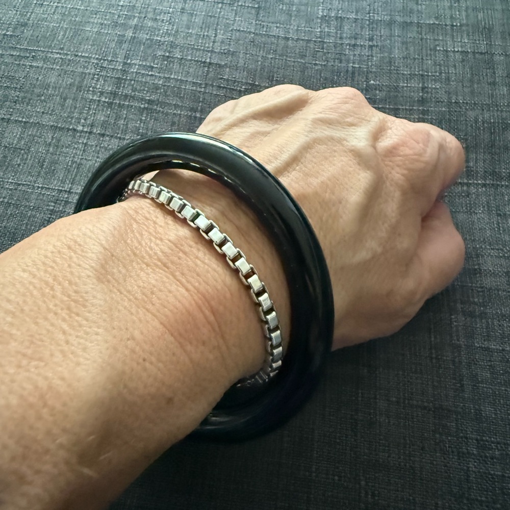 Vintage black jade  Bangle Bracelet - Picture 3 of 6